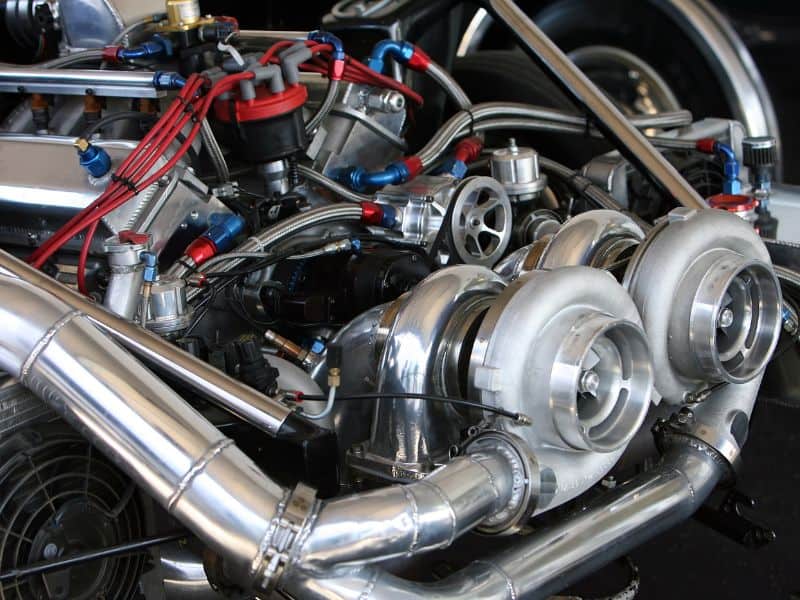v8 twin turbo engine